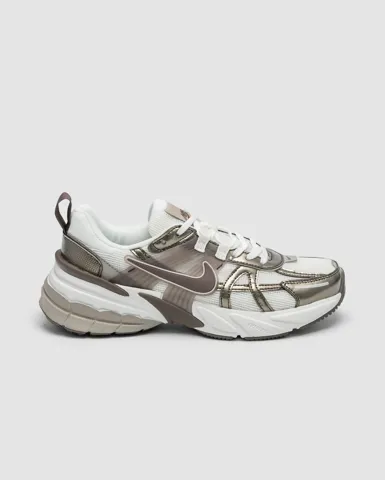 Nike V2K Run White/Brown
