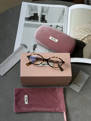 Miu Miu SMU04Z-F VAU-08N 2N Clear/Leo 50/18/140