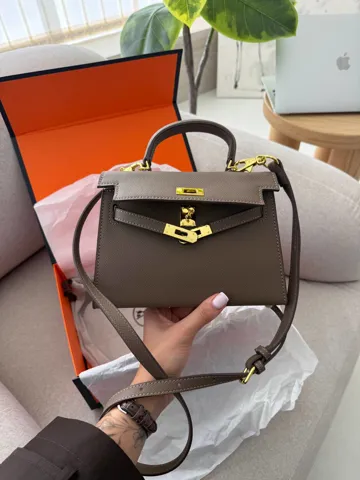 Hermès Kelly 20 Light Brown/Gold (Магнітна коробка)